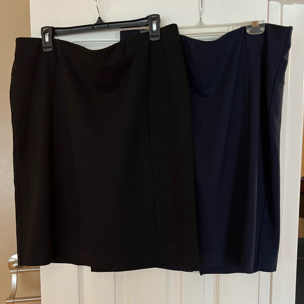 Ann Taylor Factory bundle of 2 ponte knit pull on skirts, size XL